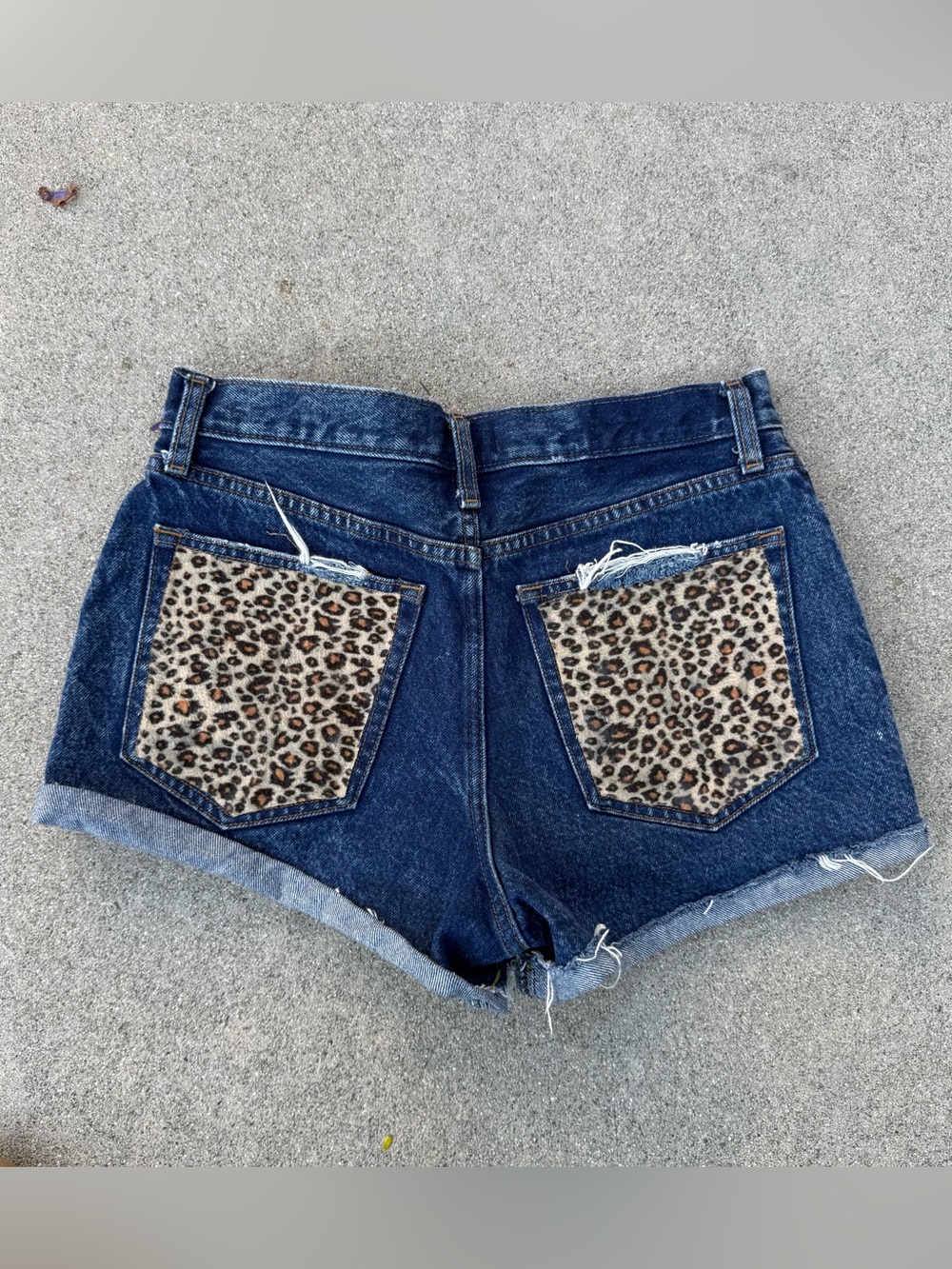 Abercrombie & Fitch Annie High Rise Short Denim Jean Cuffed Hem 28/6 leopard